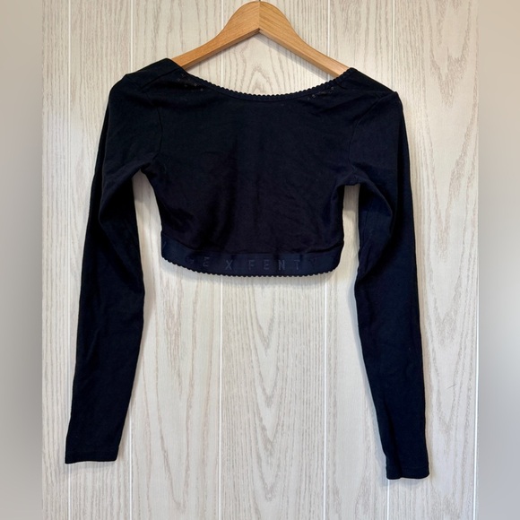 SAVAGE X JERSEY KNIT CROP TOP – Black, Size M, Excellent Used Condition - Picture 2 of 4